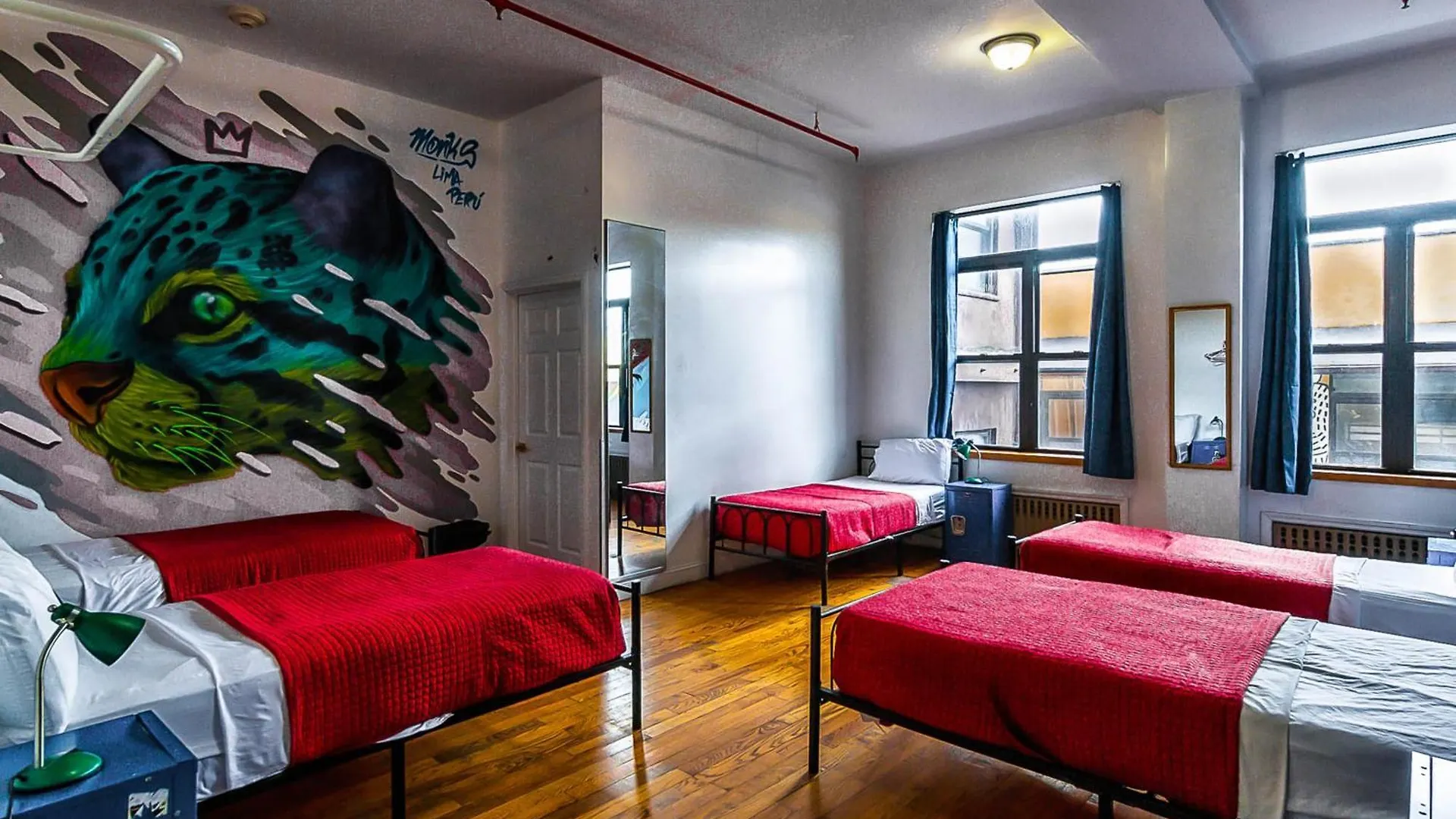 Ny Moore Hostel New York