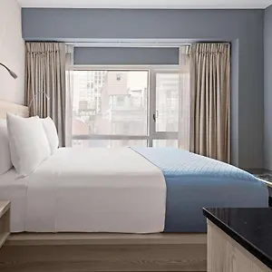 Отель Wingate By Wyndham Midtown South/5th Ave, Нью-Йорк