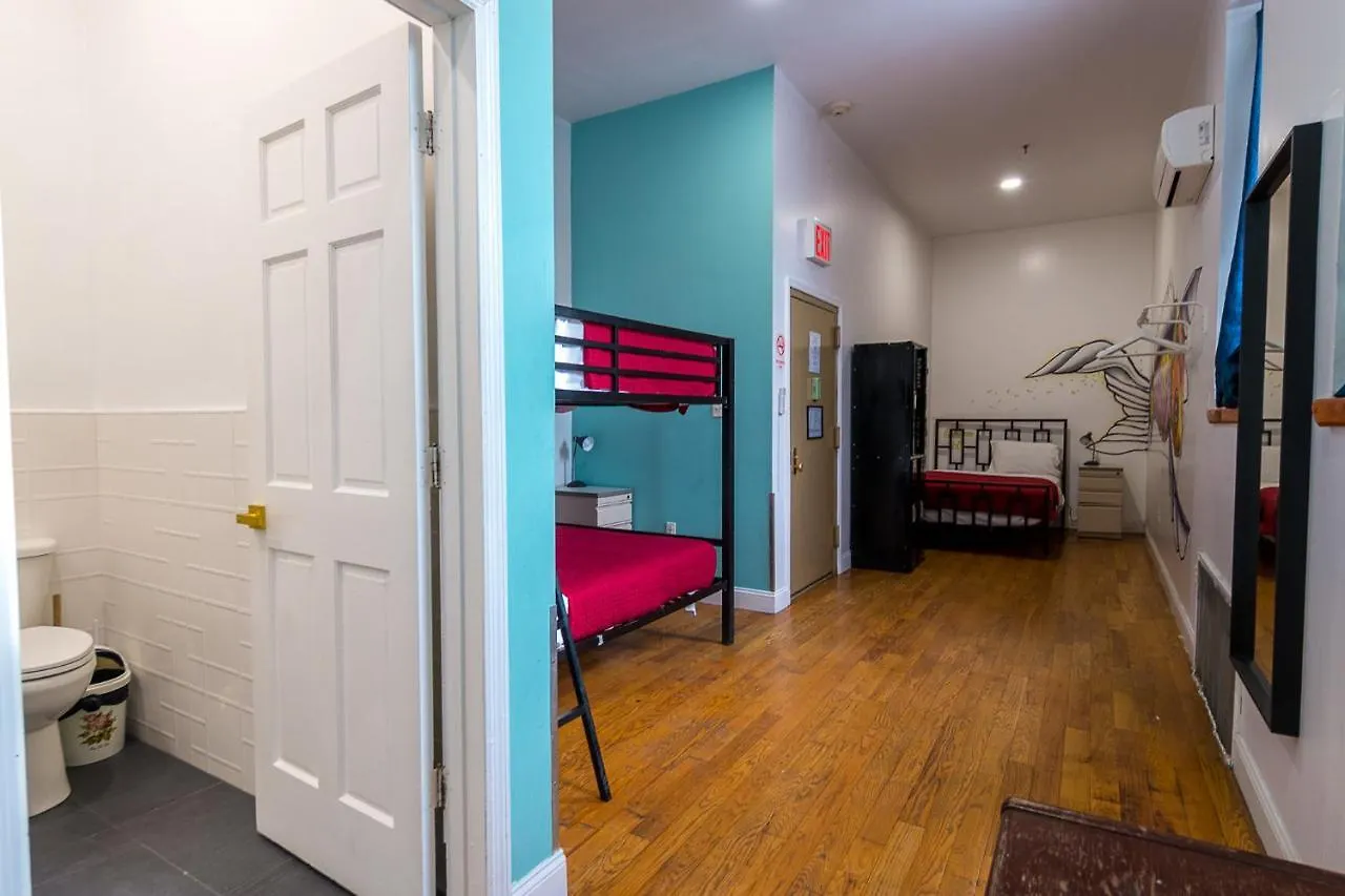 Ny Moore Hostel New York
