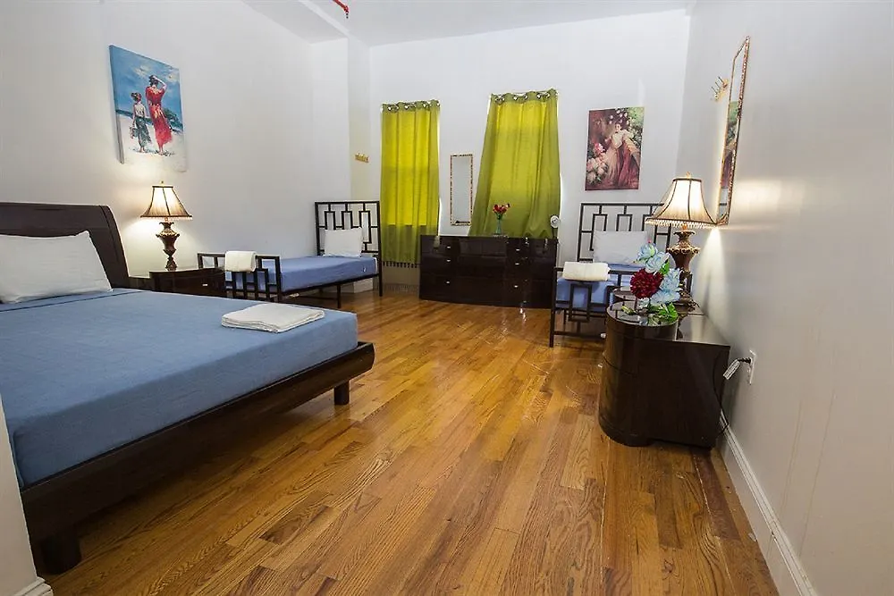 Ny Moore Hostel New York