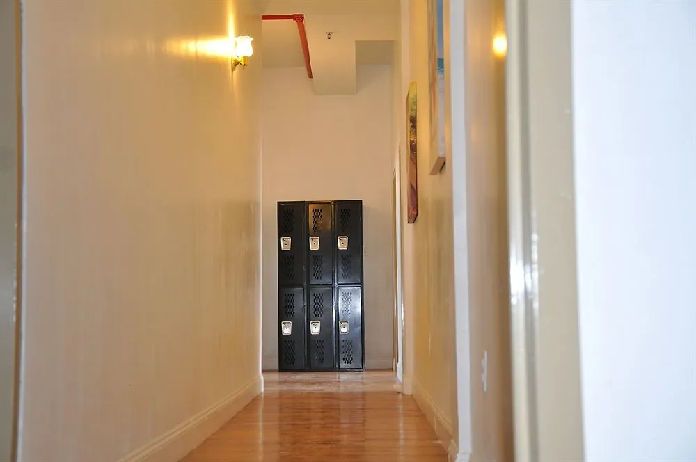 Ny Moore Hostel New York