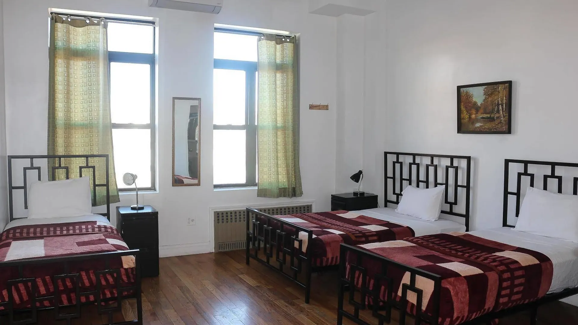 Ny Moore Hostel New York ABD